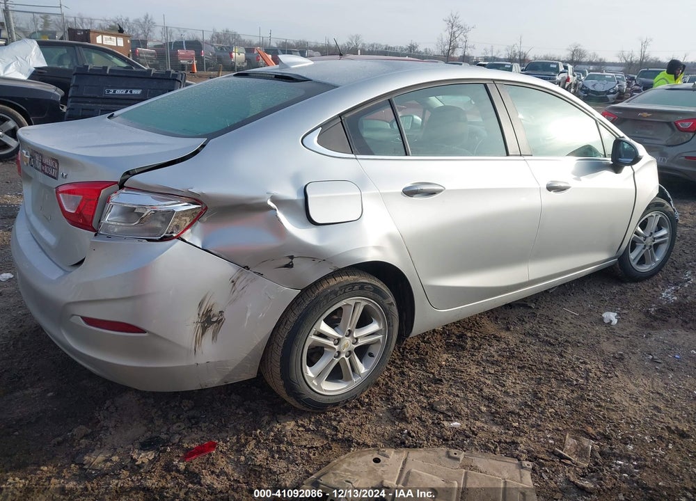 2017 CHEVROLET CRUZE LT AUTO VIN: 1G1BE5SM2H7241741