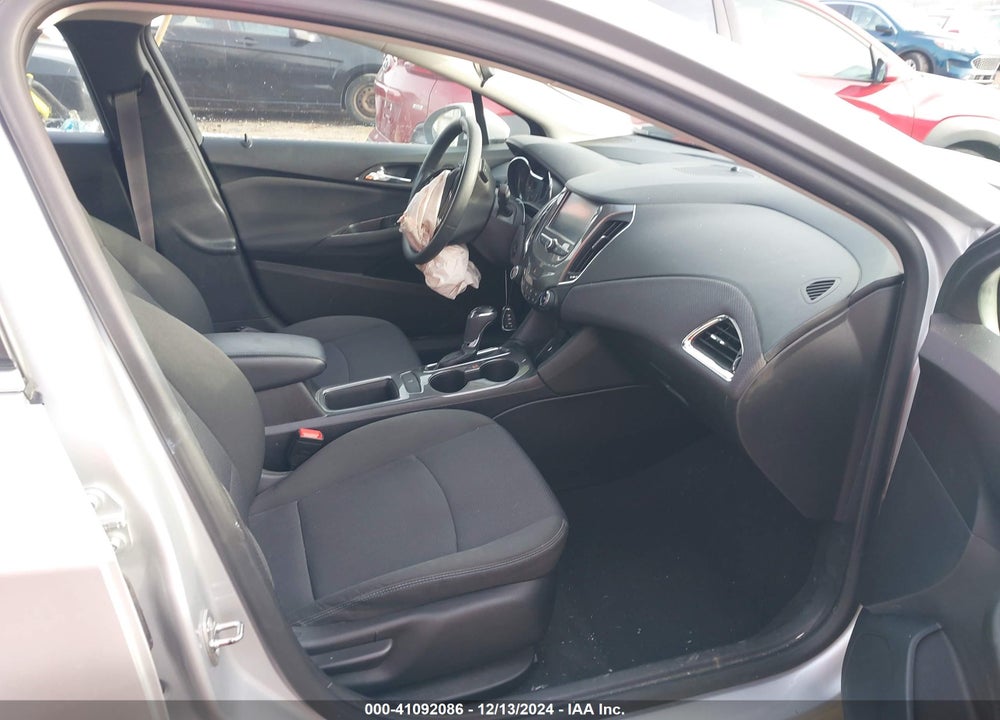 2017 CHEVROLET CRUZE LT AUTO VIN: 1G1BE5SM2H7241741