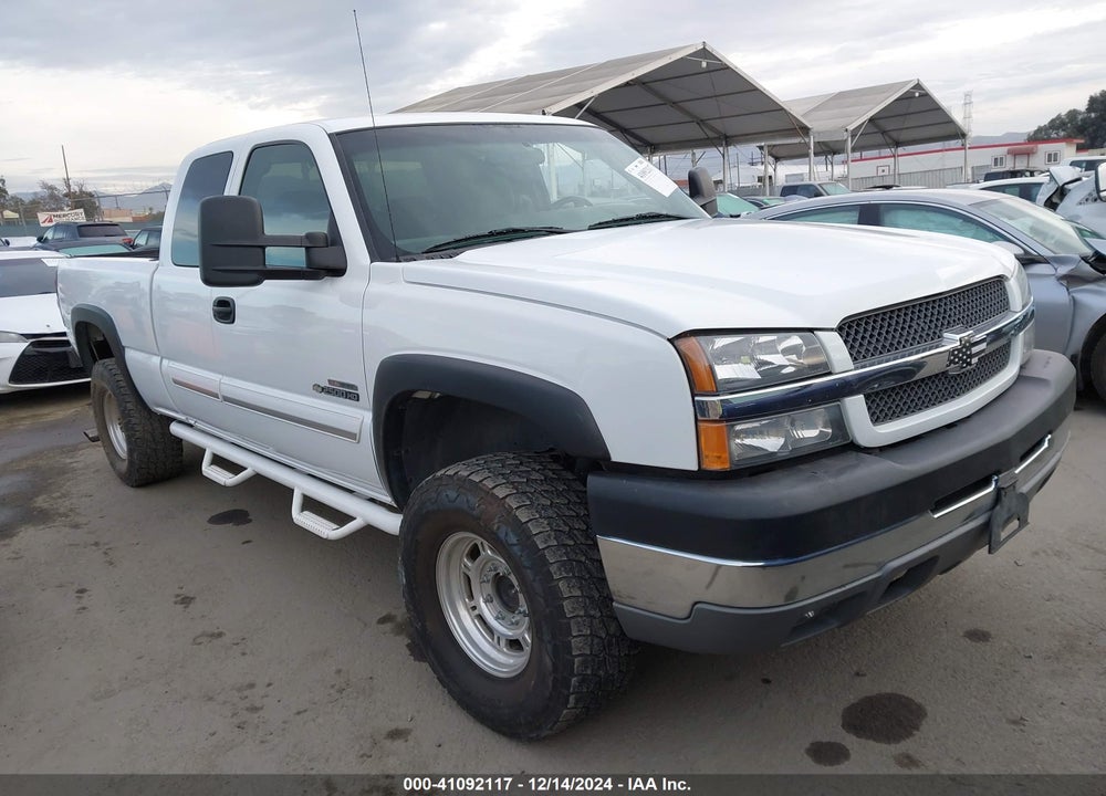 2003 CHEVROLET SILVERADO 2500HD LS VIN: 1GCHC29U33E105098