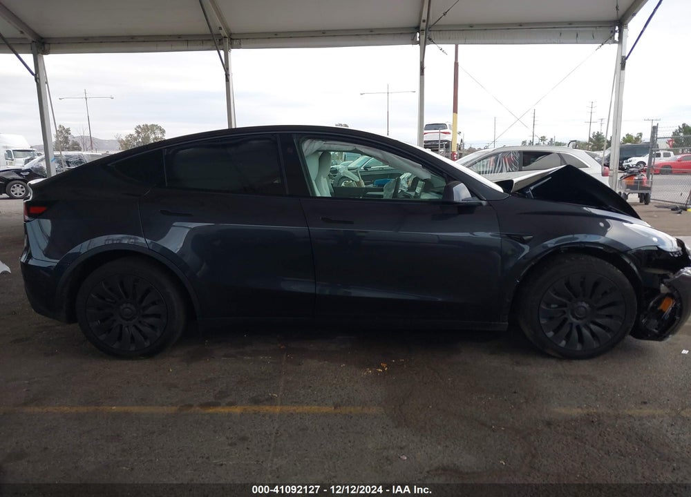 2025 TESLA MODEL Y LONG RANGE DUAL MOTOR ALL-WHEEL DRIVE VIN: 7SAYGAEE5SF247580