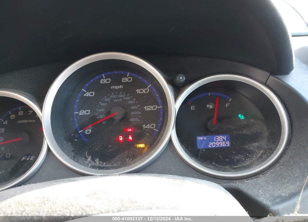 2008 HONDA FIT VIN: JHMGD38488S003609