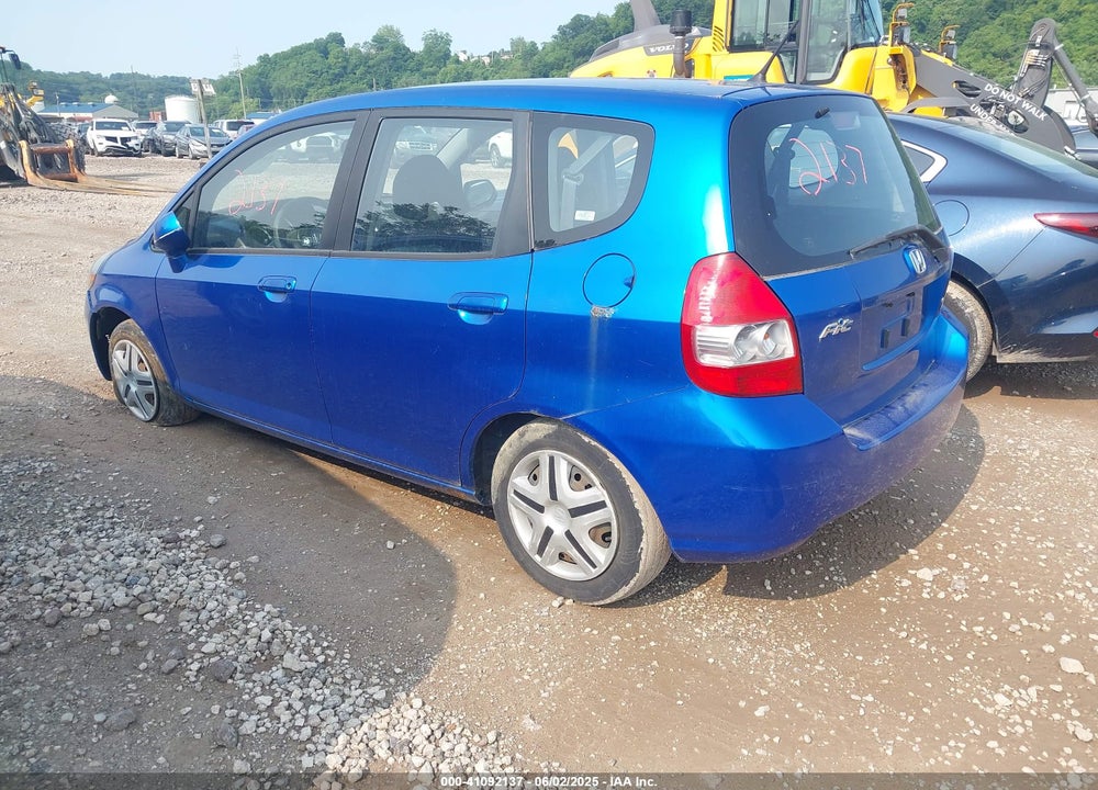 2008 HONDA FIT VIN: JHMGD38488S003609