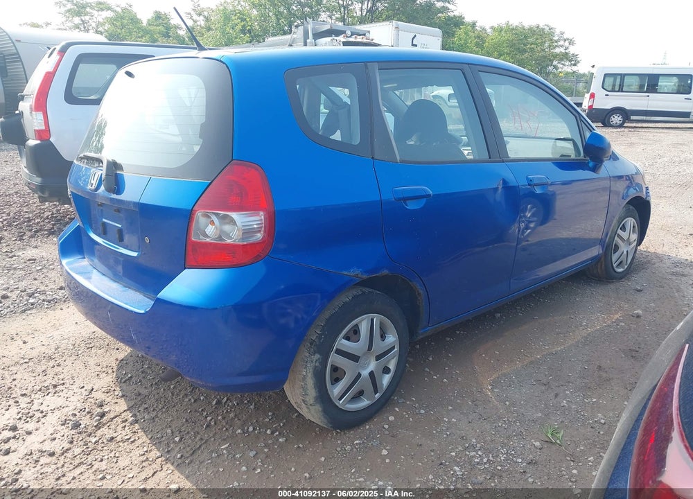 2008 HONDA FIT VIN: JHMGD38488S003609