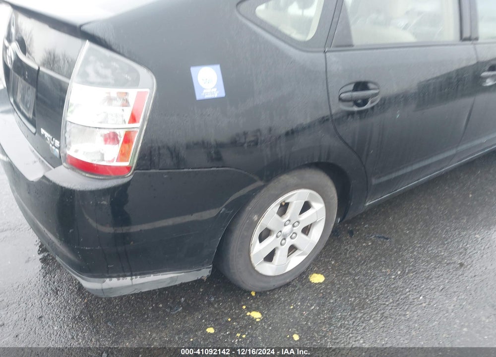 2005 TOYOTA PRIUS VIN: JTDKB20U153068623