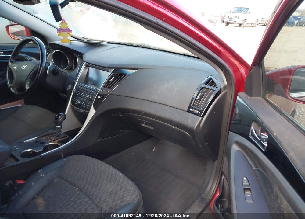 2014 HYUNDAI SONATA SE VIN: 5NPEC4AC5EH916938