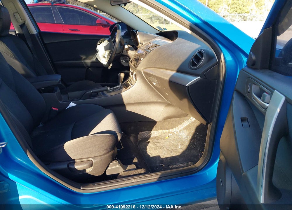 2010 MAZDA 3 S SPORT VIN: JM1BL1S68A1156452