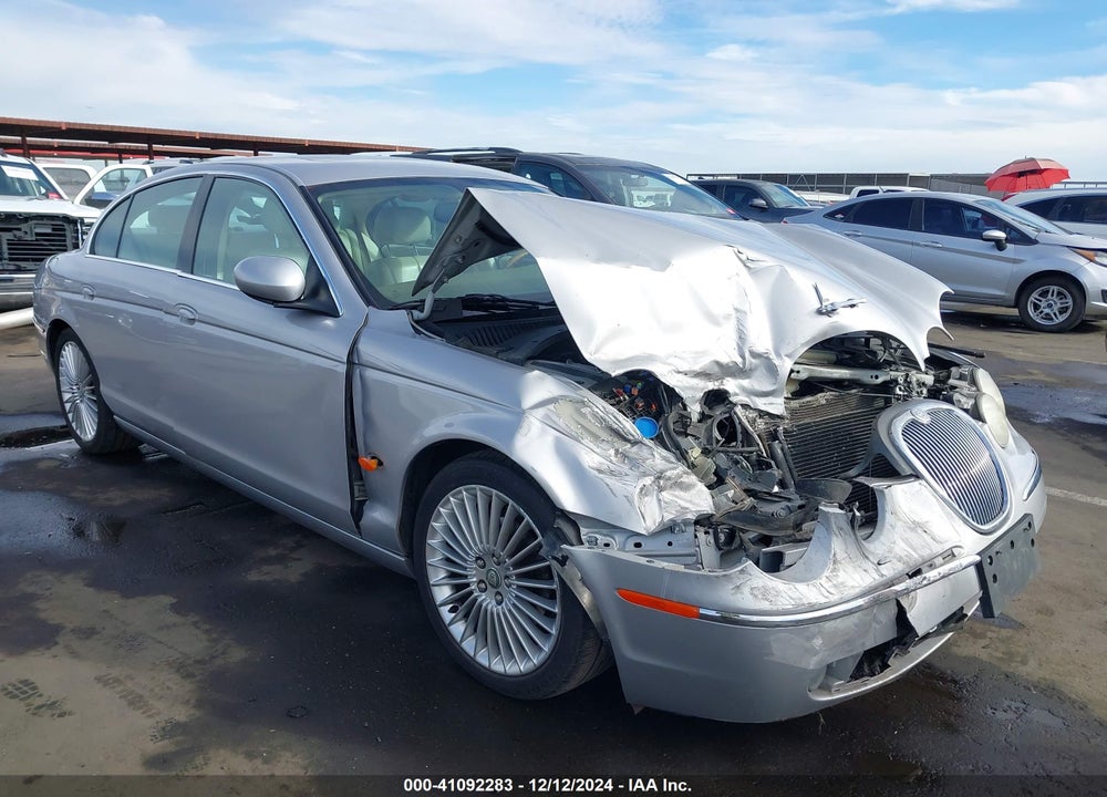2005 JAGUAR S-TYPE 4.2L V8 VIN: SAJWA01U55HN31407