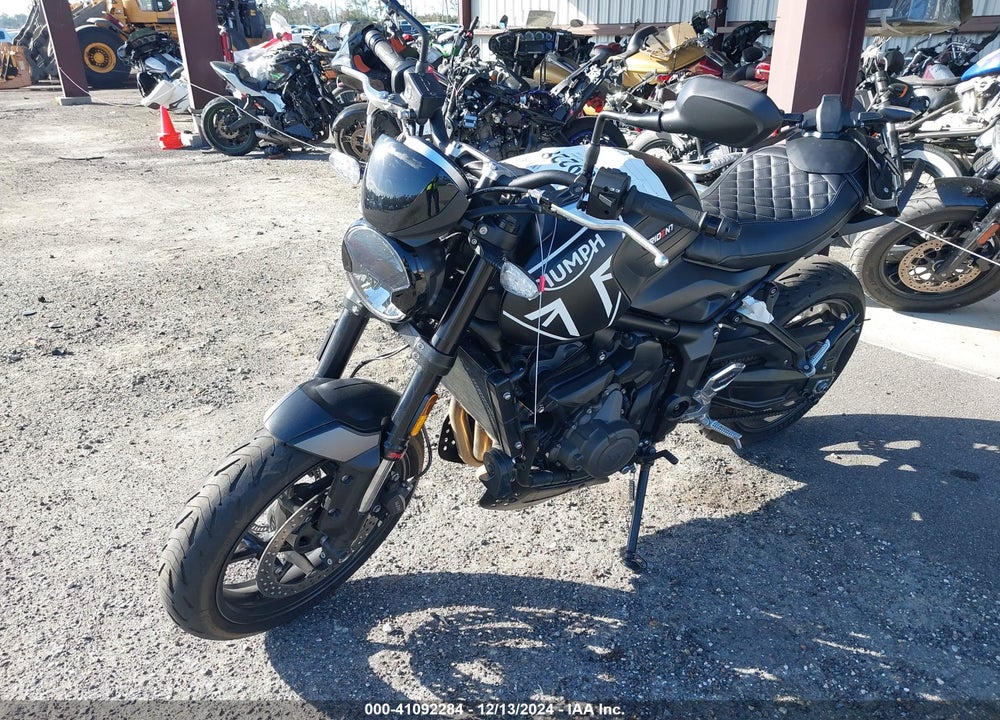 2023 TRIUMPH MOTORCYCLE TRIDENT 660 VIN: SMTL10UL8PTBG1302