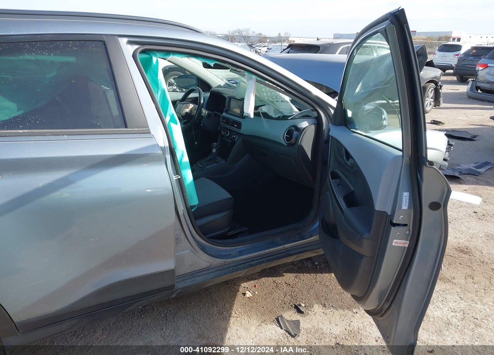 2021 HYUNDAI KONA SEL VIN: KM8K22AA8MU637380