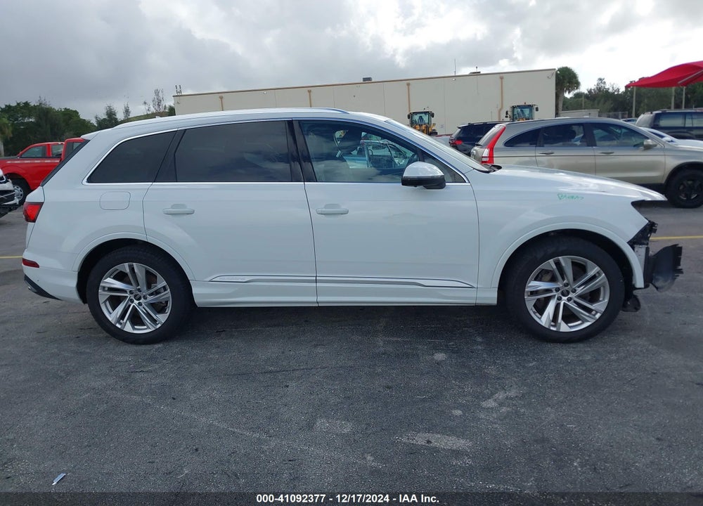 2024 AUDI Q7 PREMIUM PLUS 55 TFSI QUATTRO TIPTRONIC VIN: WA1LXBF70RD008723