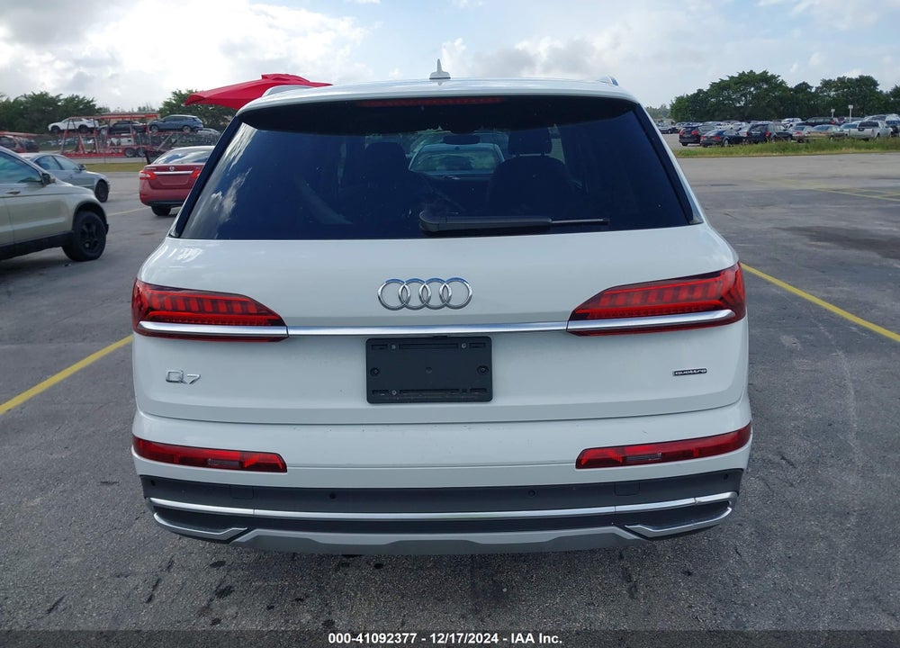2024 AUDI Q7 PREMIUM PLUS 55 TFSI QUATTRO TIPTRONIC VIN: WA1LXBF70RD008723