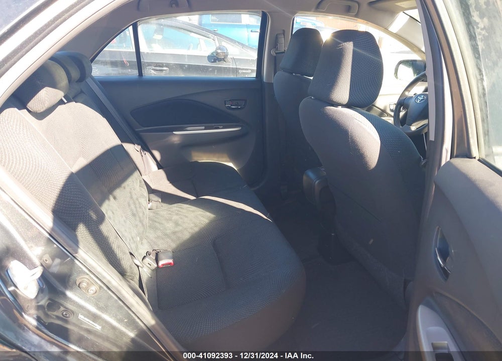 2009 TOYOTA YARIS VIN: JTDBT903494055068