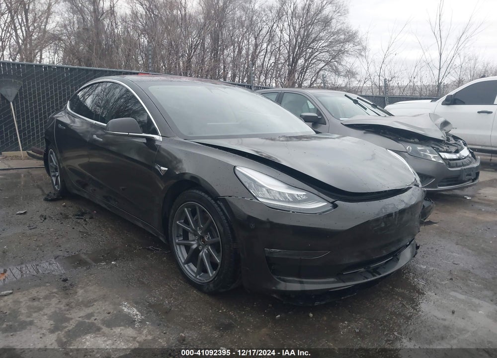 2018 TESLA MODEL 3 LONG RANGE/PERFORMANCE VIN: 5YJ3E1EBXJF127906