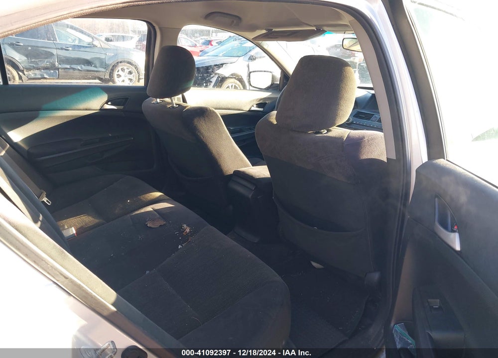 2009 HONDA ACCORD 2.4 LX-P VIN: 1HGCP26409A109906