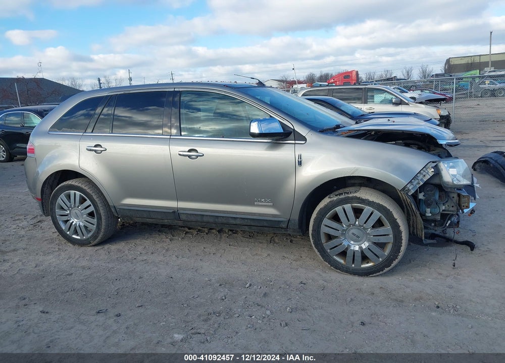 2008 LINCOLN MKX VIN: 2LMDU88C68BJ37635