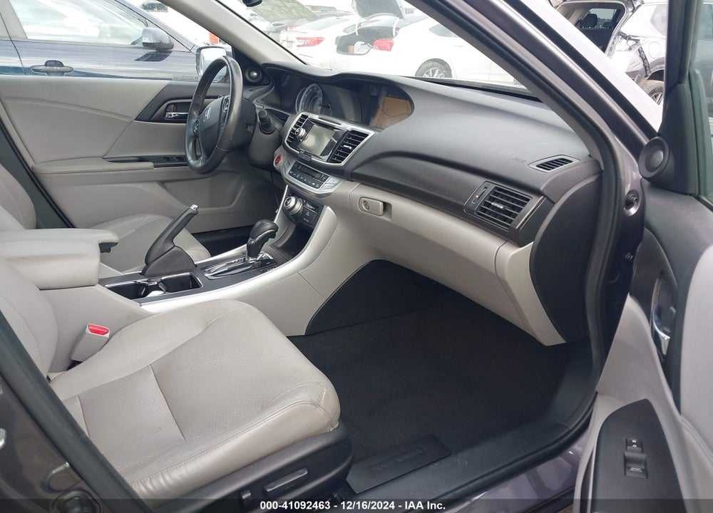 2014 HONDA ACCORD VIN: 1HGCR3F93EA019977