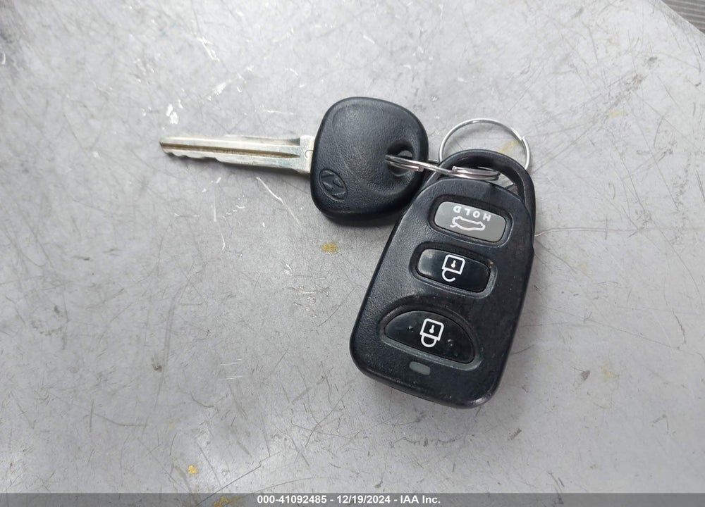 2017 HYUNDAI ELANTRA SE VIN: KMHD84LF3HU404539