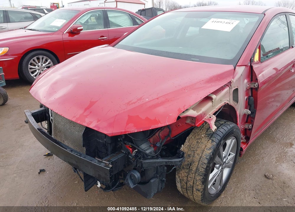 2017 HYUNDAI ELANTRA SE VIN: KMHD84LF3HU404539