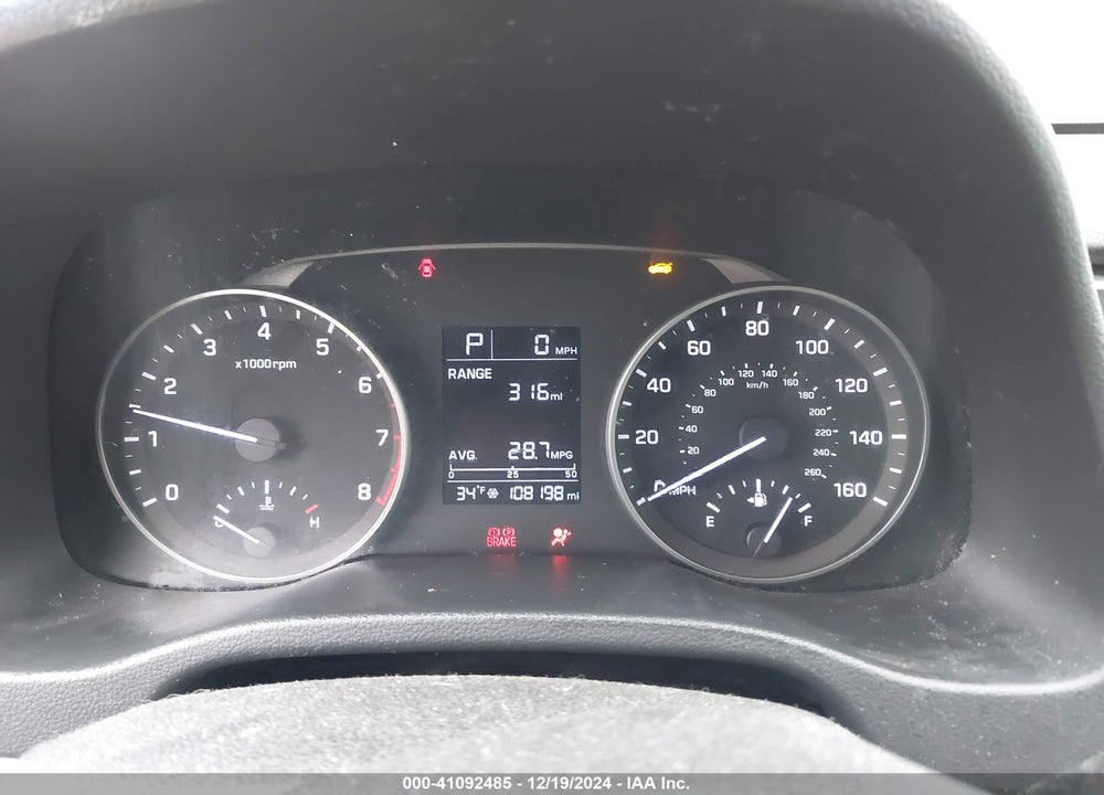 2017 HYUNDAI ELANTRA SE VIN: KMHD84LF3HU404539