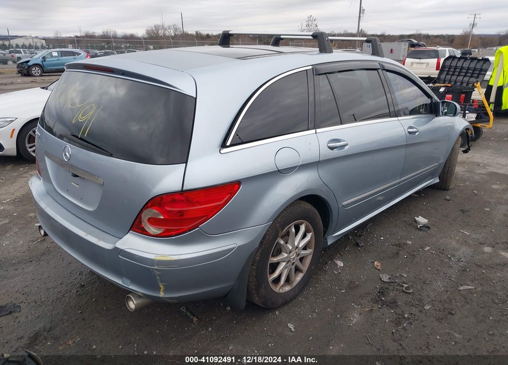 2006 MERCEDES-BENZ R 500 VIN: 4JGCB75E46A013191