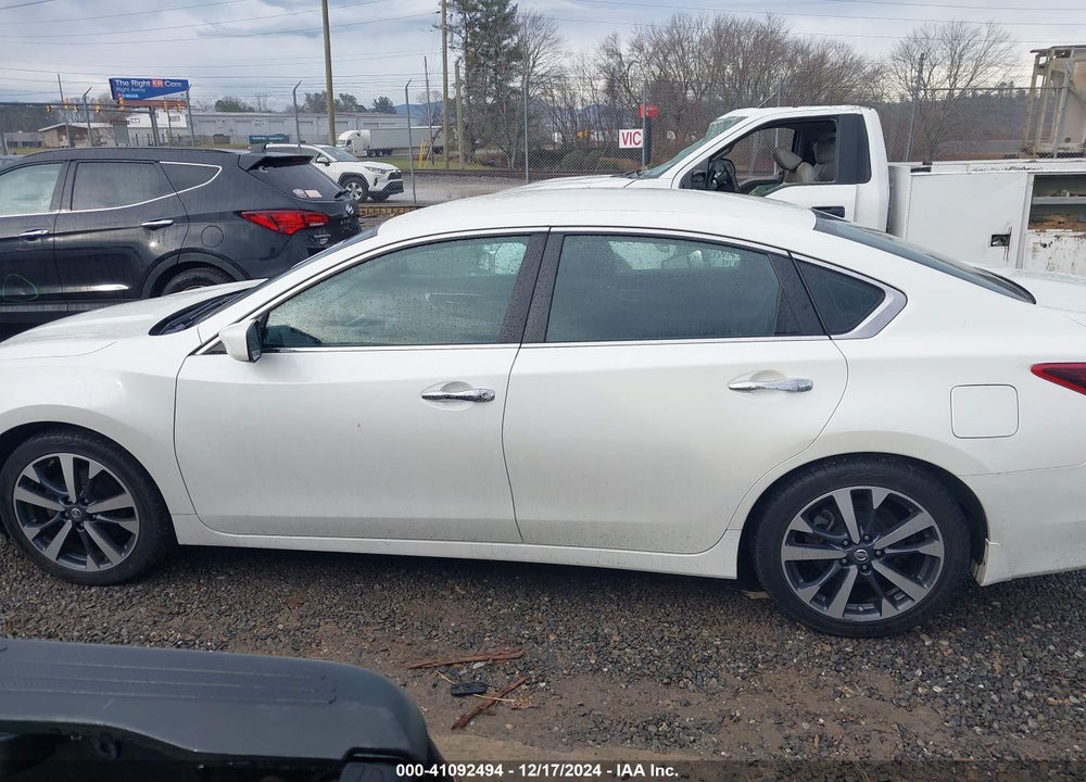 2017 NISSAN ALTIMA 2.5 SR VIN: 1N4AL3APXHC266392
