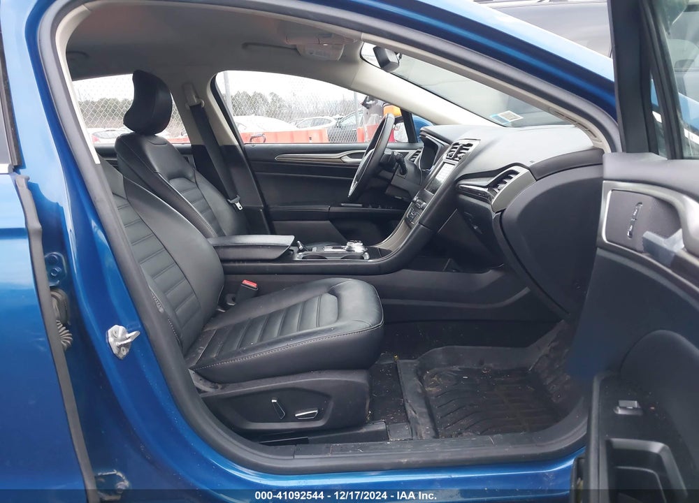 2017 FORD FUSION SE VIN: 3FA6P0T99HR173808