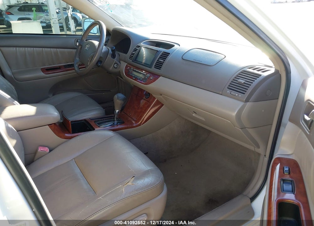 2005 TOYOTA CAMRY XLE V6 VIN: 4T1BF32K25U086639