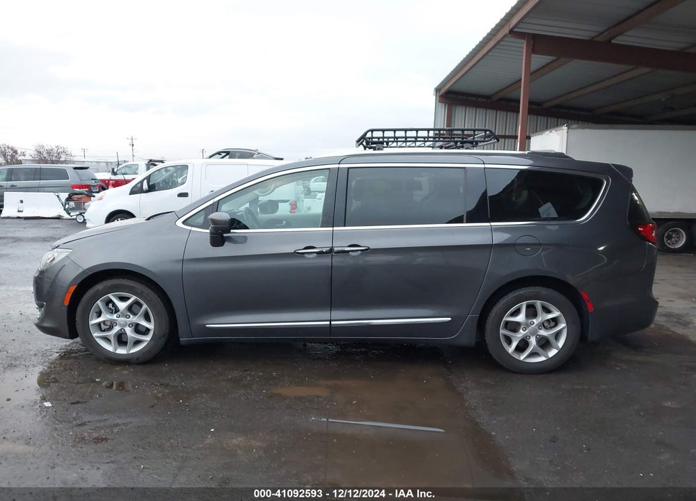 2017 CHRYSLER PACIFICA TOURING L PLUS VIN: 2C4RC1EGXHR788670