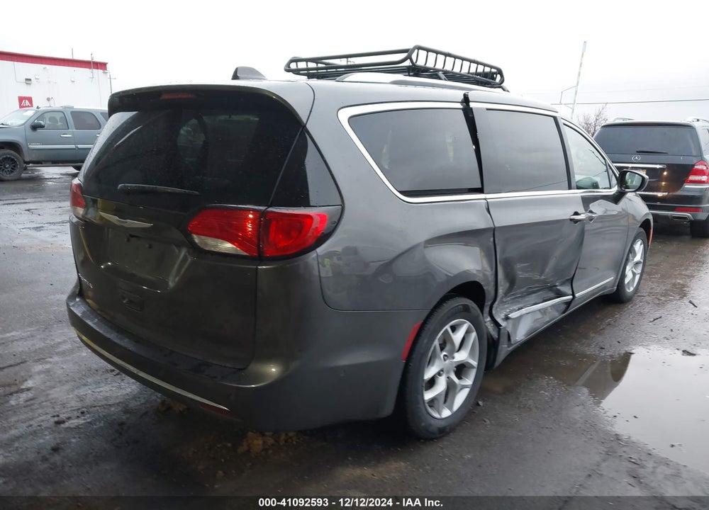 2017 CHRYSLER PACIFICA TOURING L PLUS VIN: 2C4RC1EGXHR788670