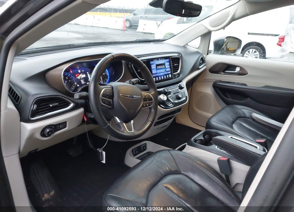 2017 CHRYSLER PACIFICA TOURING L PLUS VIN: 2C4RC1EGXHR788670