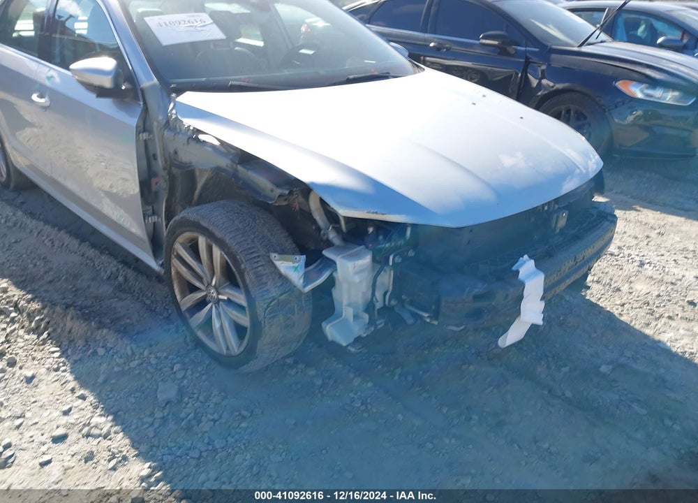 2016 VOLKSWAGEN PASSAT 1.8T SEL PREMIUM VIN: 1VWCT7A31GC001976