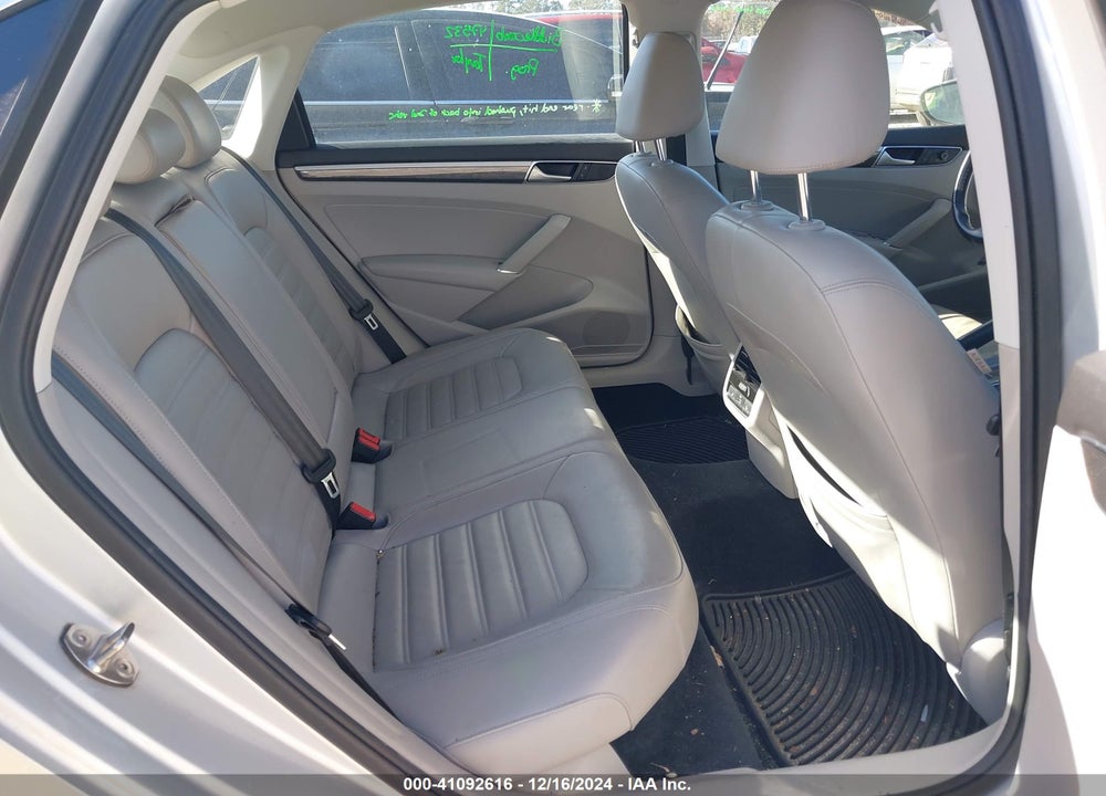2016 VOLKSWAGEN PASSAT 1.8T SEL PREMIUM VIN: 1VWCT7A31GC001976
