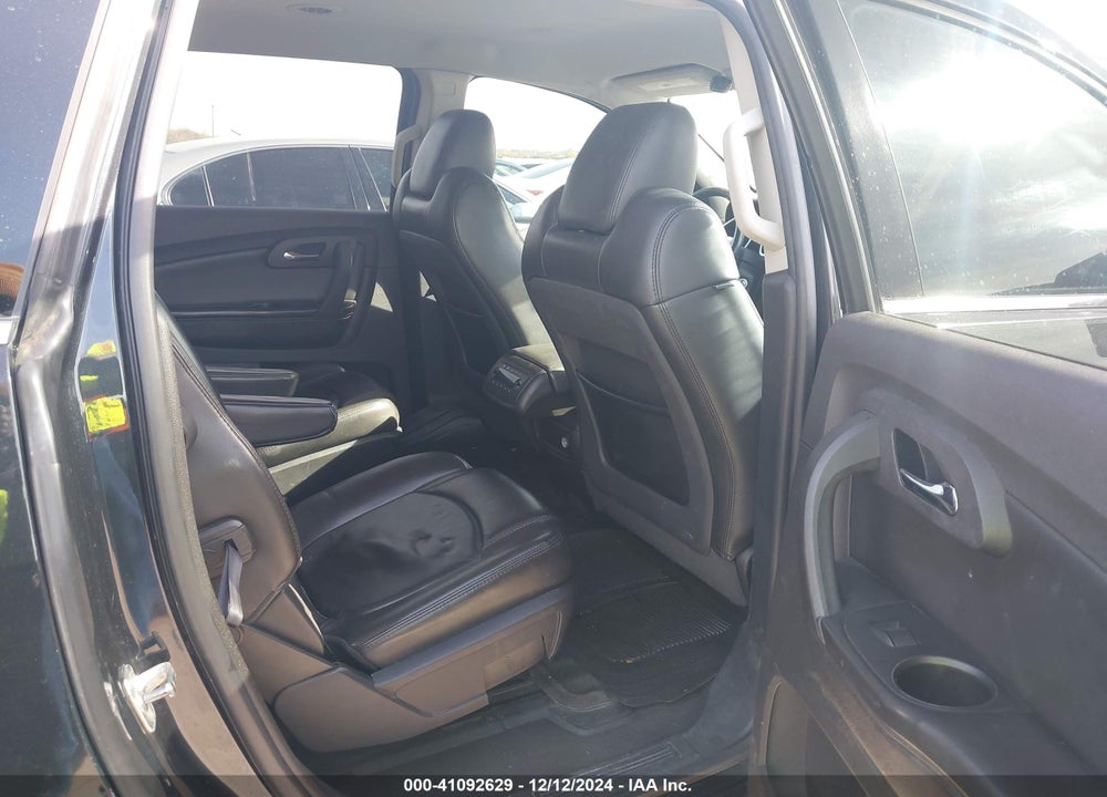 2010 CHEVROLET TRAVERSE LT VIN: 1GNLRGEDXAS117217