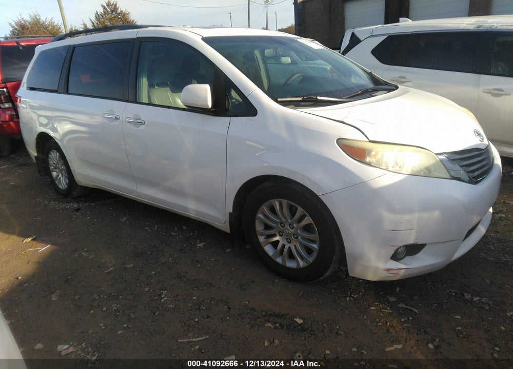 2012 TOYOTA SIENNA XLE LIMITED VIN: 5TDYK3DCXCS242122