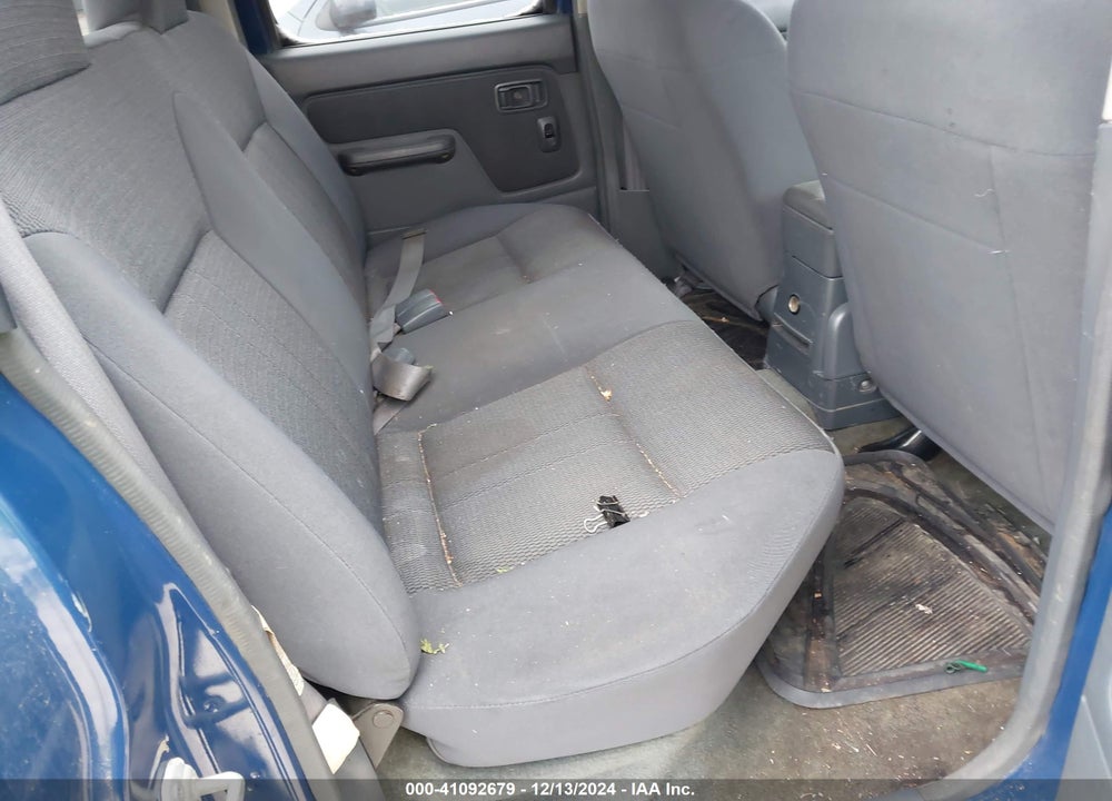 2002 NISSAN FRONTIER XE-V6 VIN: 1N6ED29YX2C351236