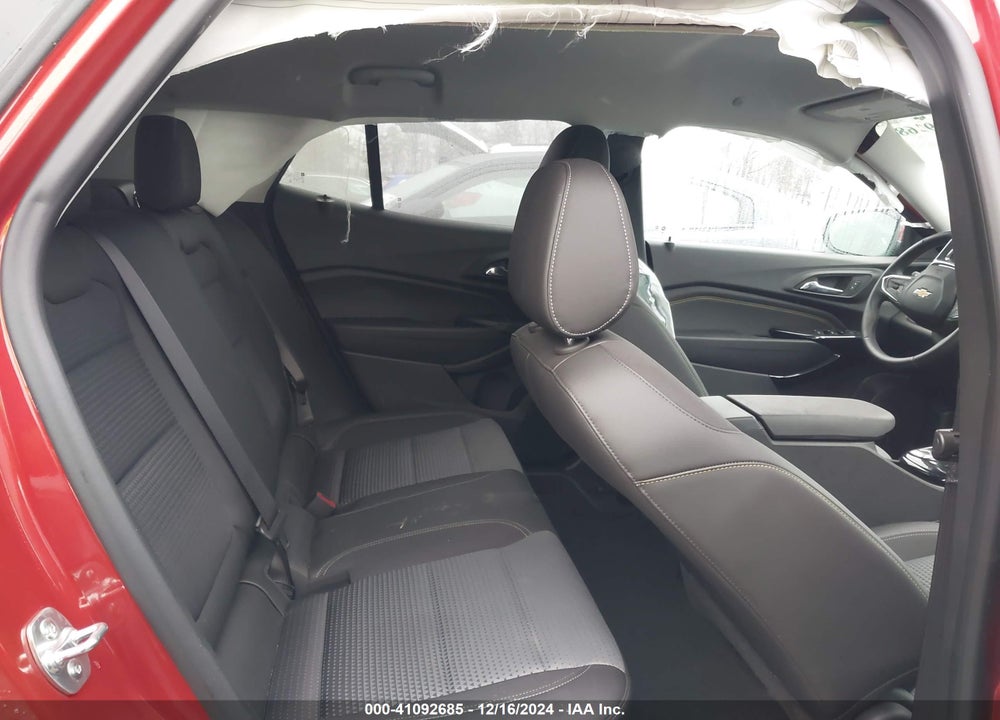2024 CHEVROLET TRAX FWD LT VIN: KL77LHE23RC214178
