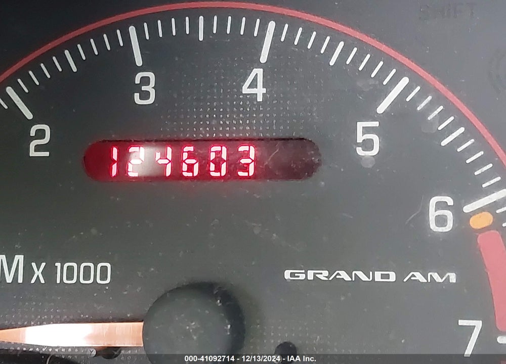2004 PONTIAC GRAND AM SE VIN: 1G2NE52F64M520552