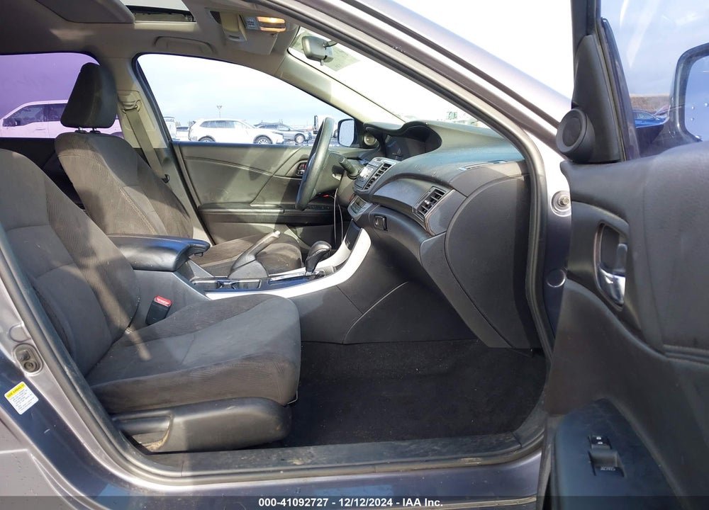2015 HONDA ACCORD VIN: 1HGCR2F75FA122750