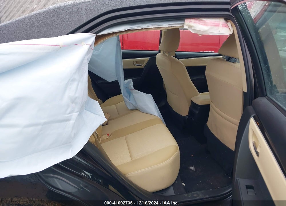 2018 TOYOTA COROLLA LE VIN: 2T1BURHE0JC076391