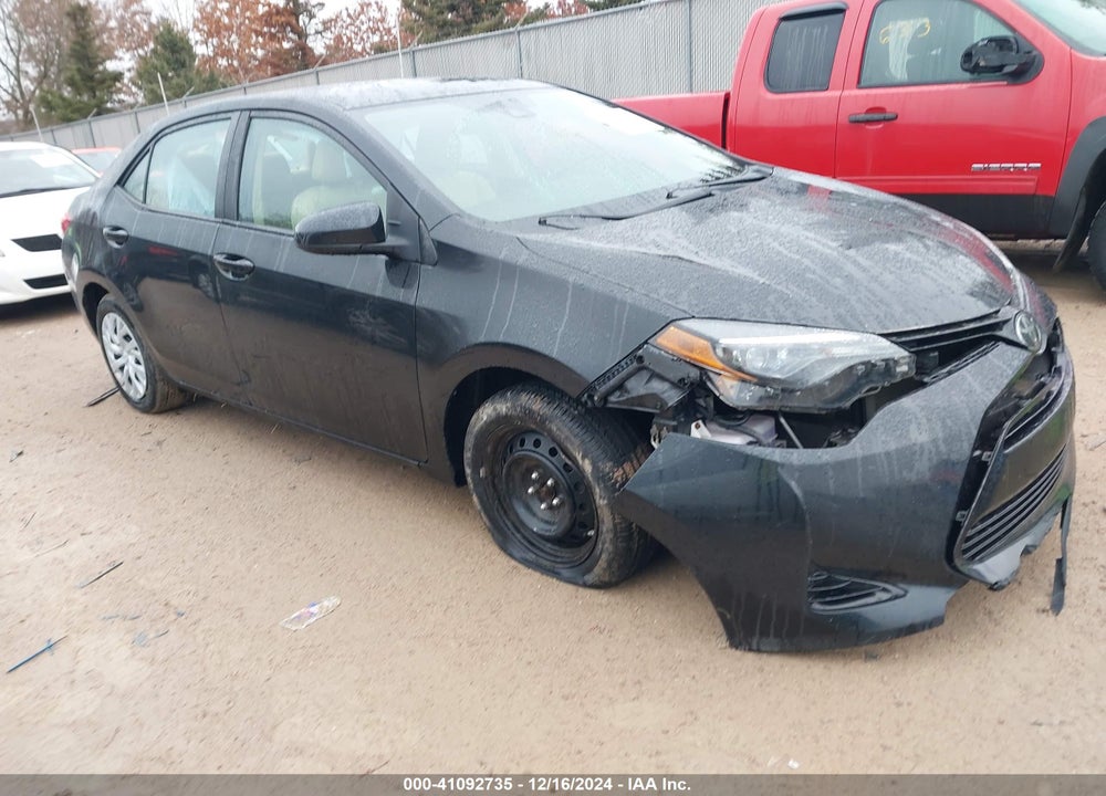 2018 TOYOTA COROLLA LE VIN: 2T1BURHE0JC076391