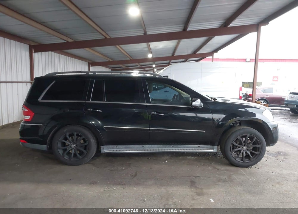 2011 MERCEDES-BENZ GL 450 4MATIC VIN: 4JGBF7BE4BA670622