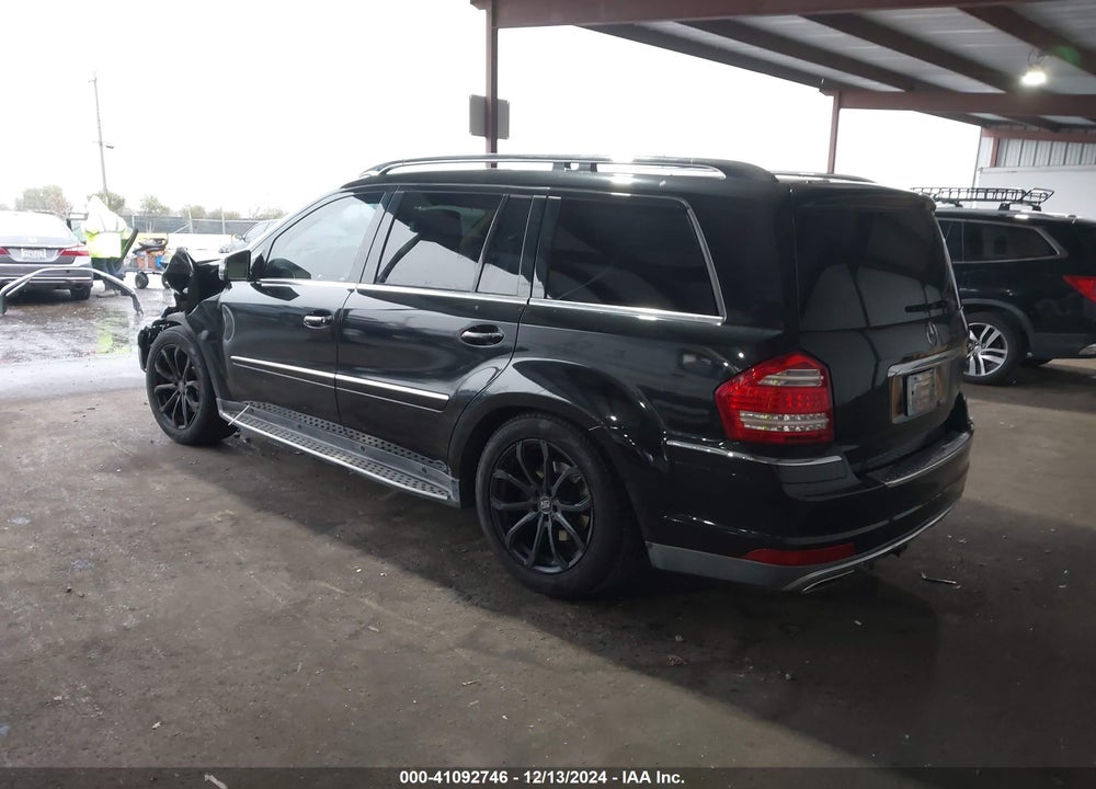 2011 MERCEDES-BENZ GL 450 4MATIC VIN: 4JGBF7BE4BA670622