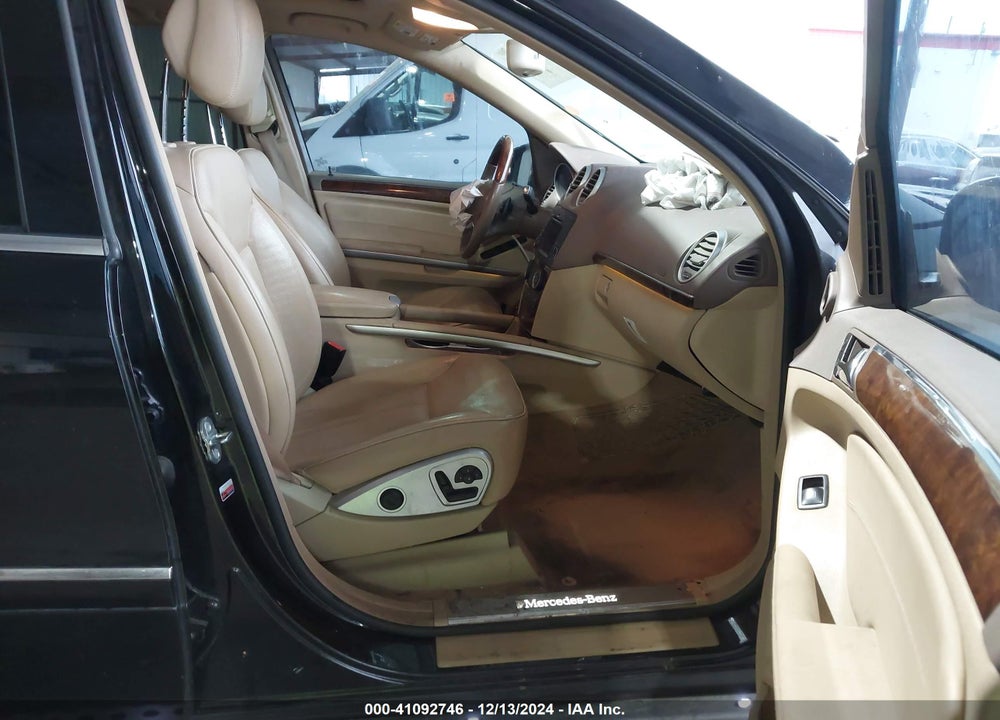 2011 MERCEDES-BENZ GL 450 4MATIC VIN: 4JGBF7BE4BA670622