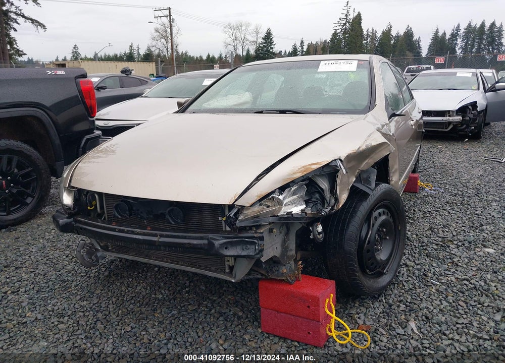 2003 HONDA ACCORD 2.4 EX VIN: JHMCM56613C087614