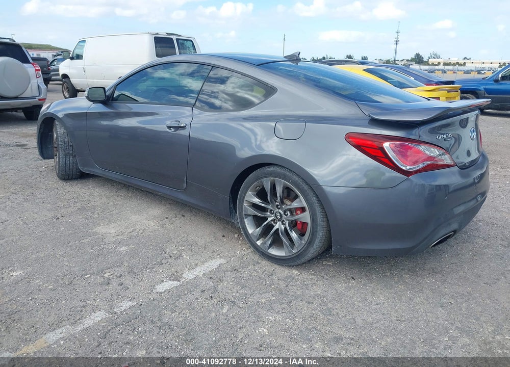2015 HYUNDAI GENESIS VIN: KMHHU6KJ3FU126978