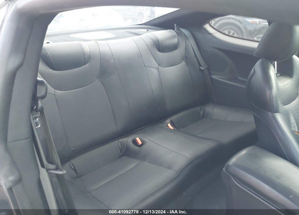 2015 HYUNDAI GENESIS VIN: KMHHU6KJ3FU126978