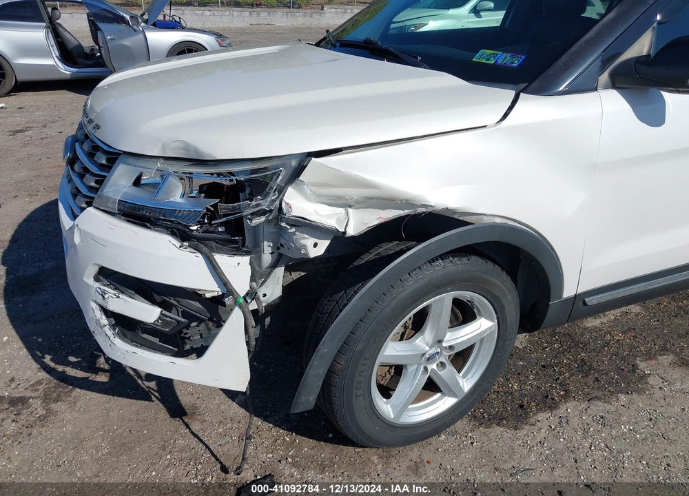 2017 FORD EXPLORER XLT VIN: 1FM5K8D88HGD32670
