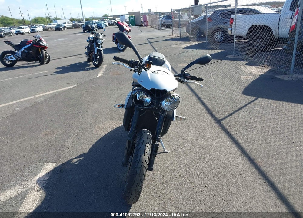 2018 TRIUMPH MOTORCYCLE STREET TRIPLE R VIN: SMTA414D3JT836575