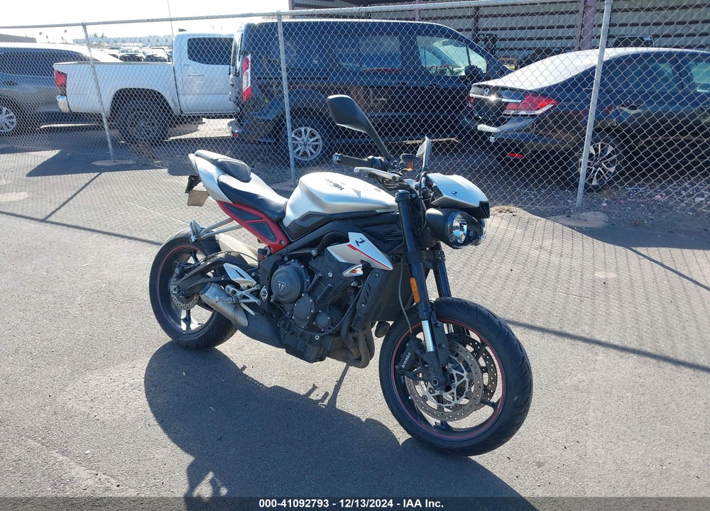 2018 TRIUMPH MOTORCYCLE STREET TRIPLE R VIN: SMTA414D3JT836575