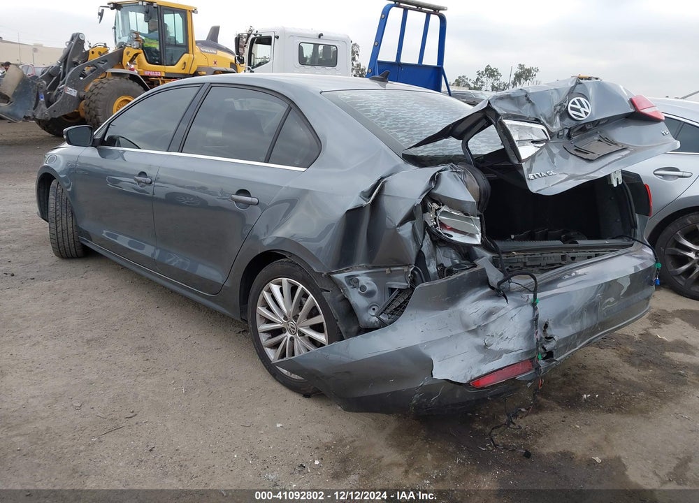 2015 VOLKSWAGEN JETTA 1.8T SE VIN: 3VWD17AJ2FM283423